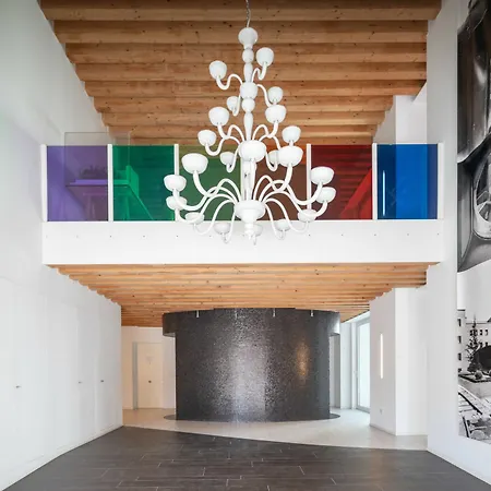 Loft 96 *